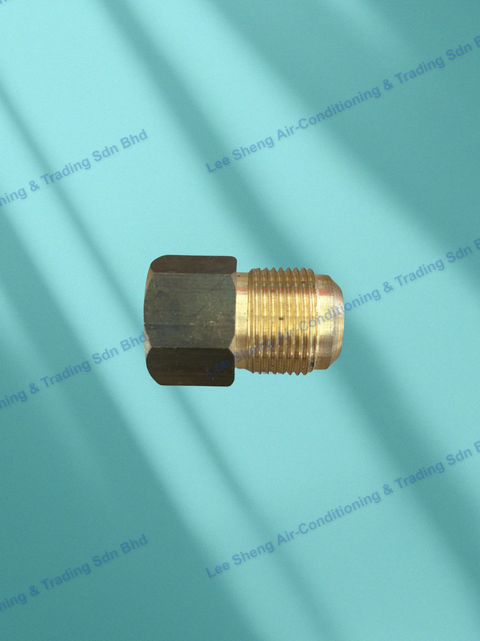 D26-Flare Reducer Union 5/8” FEMALE x 3/4" MALE